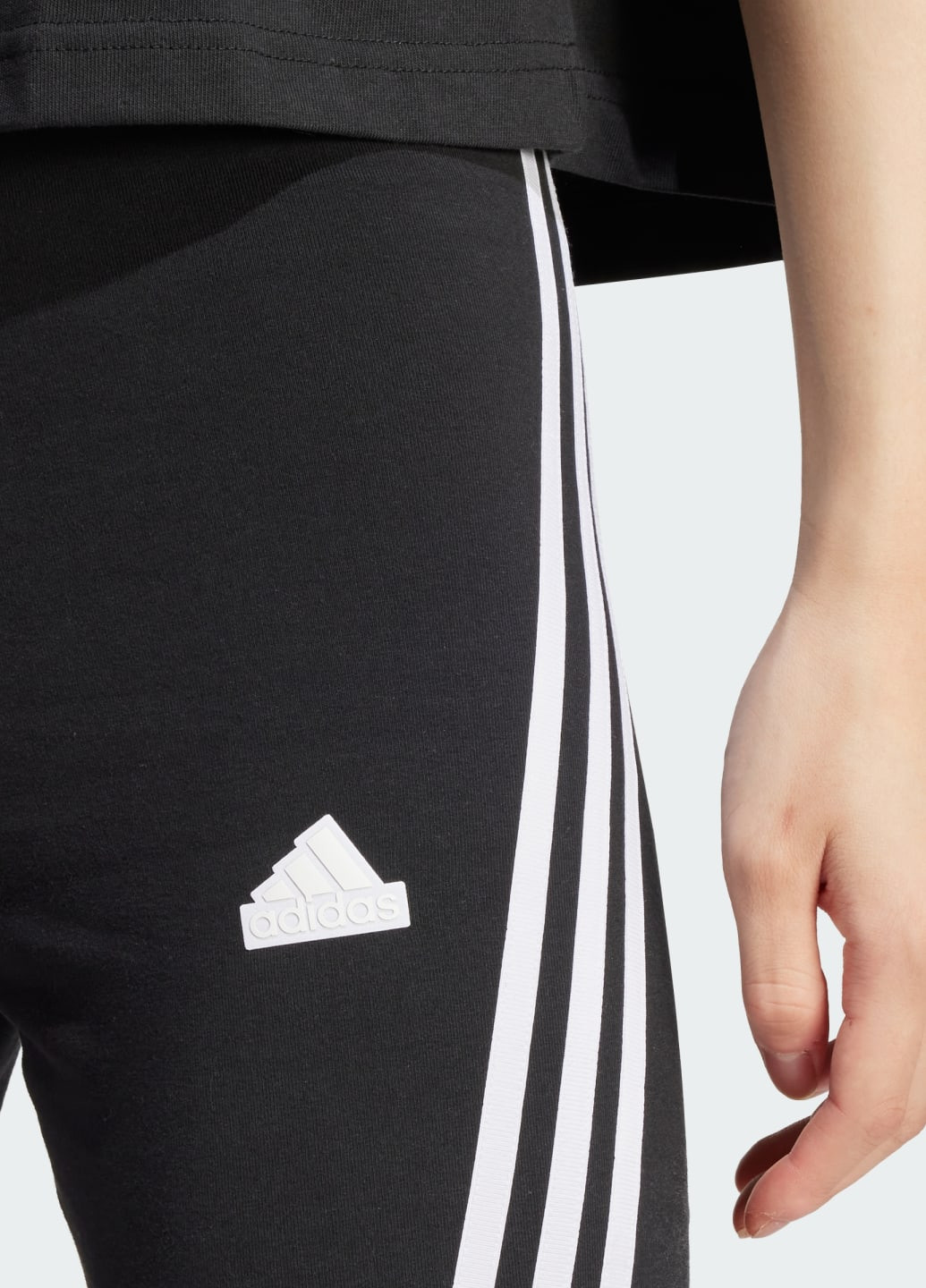 Черные демисезонные велосипедки future icons 3-stripes adidas