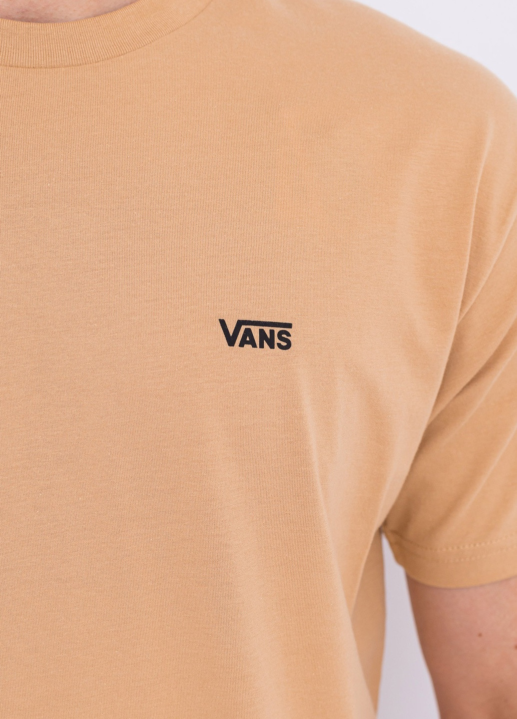 Бежевая футболка Vans