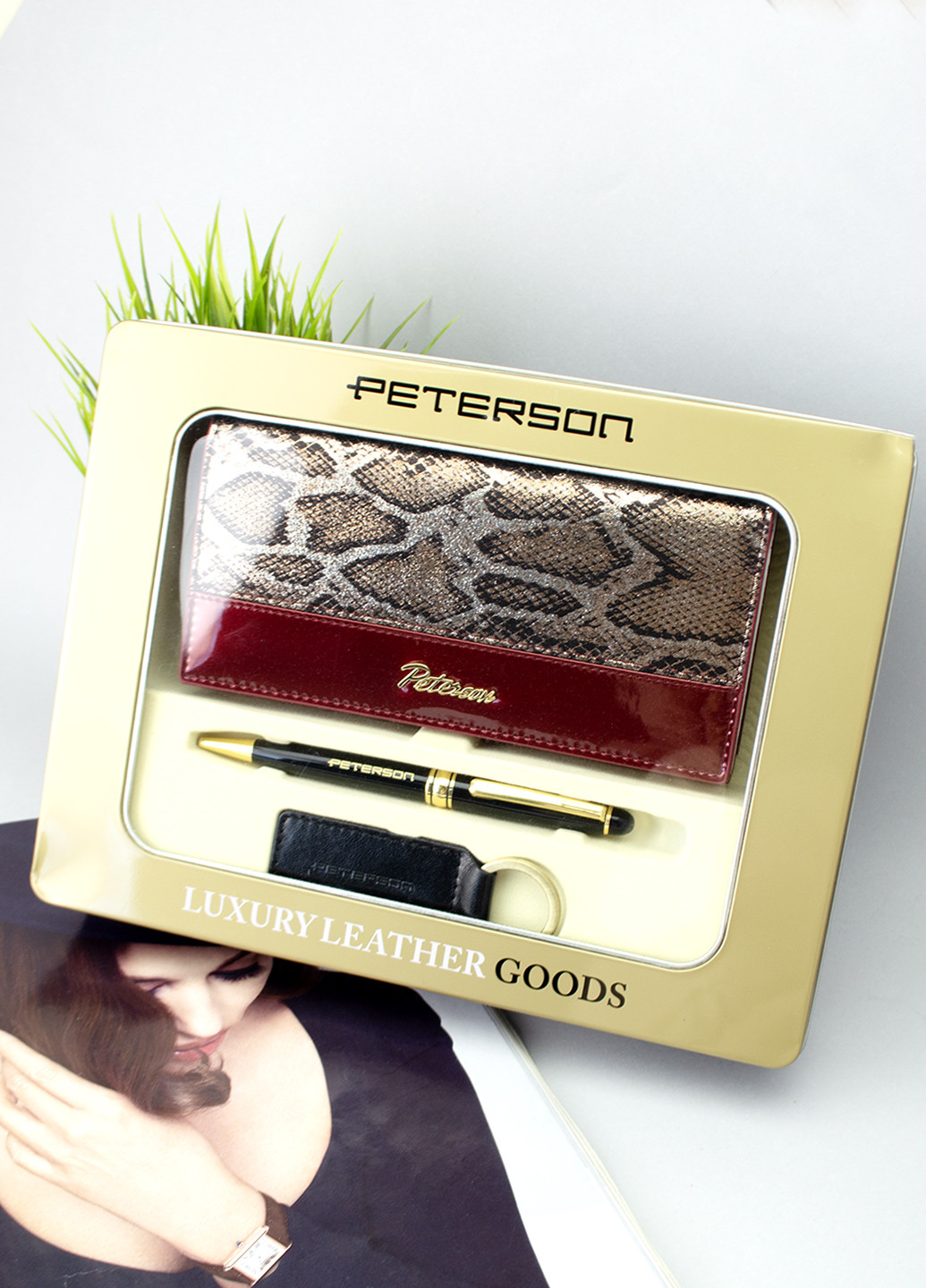 Подарунковий набір жіночий ZD13 (гаманець, брелок та ручка) Peterson (257108643)