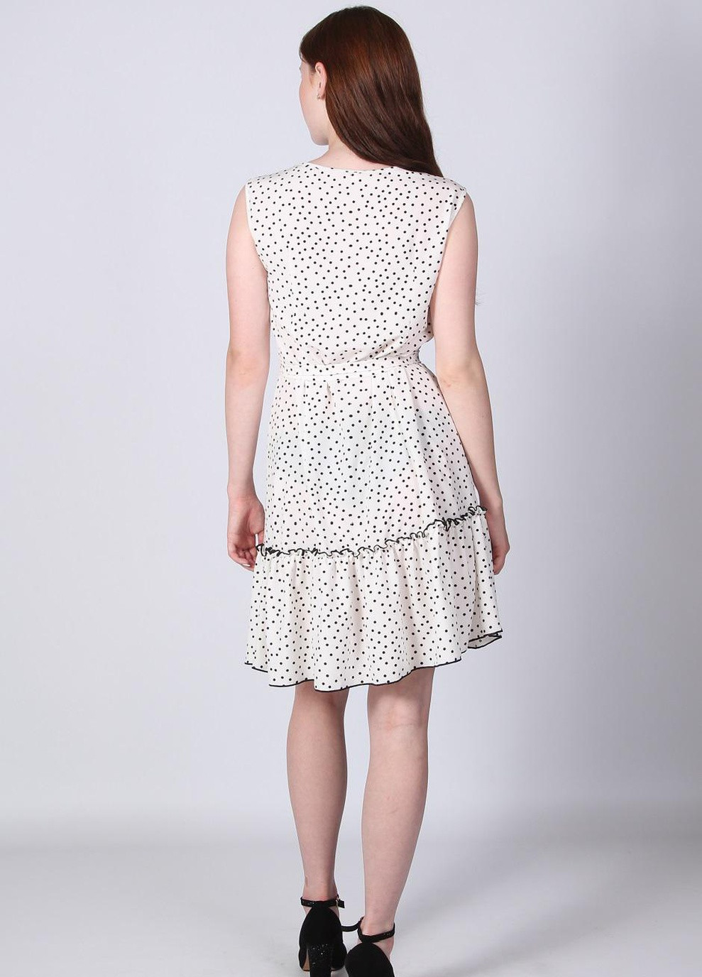 Белое кэжуал платье женское 339 горох черный софт белое Актуаль