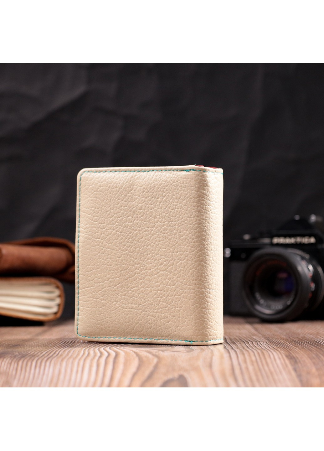 Жіночий гаманець із натуральної шкіри вертикального формату 19440 Білий st leather (278001043)