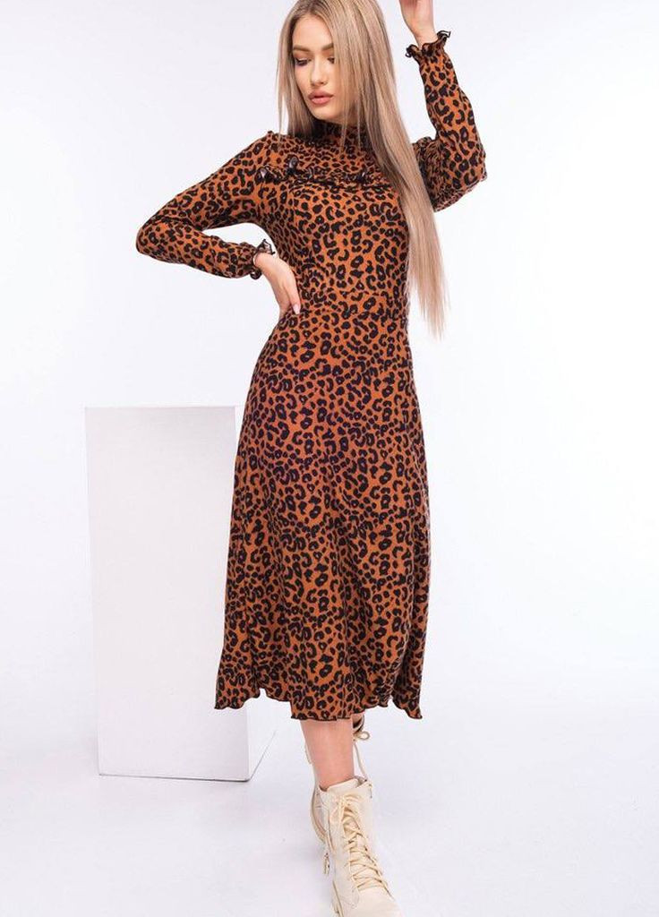 Коричневое вечернее платье женское коричневого цвета с леопардовым принтом а-силуэт Let's Shop леопардовый