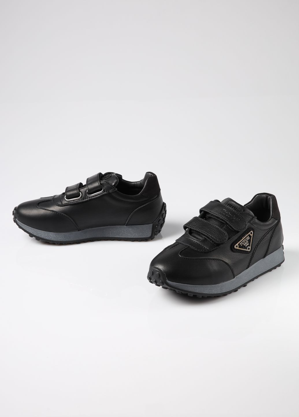 Черные демисезонные кроссовки из натуральной кожи для мальчика 8958 27 17см черный 66230 Tutubi
