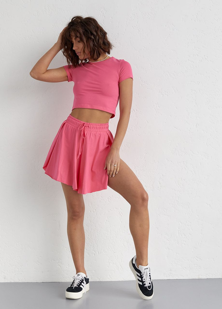 Трикотажний жіночий комплект з футболкою та шортами - рожевий Lurex (262810696)