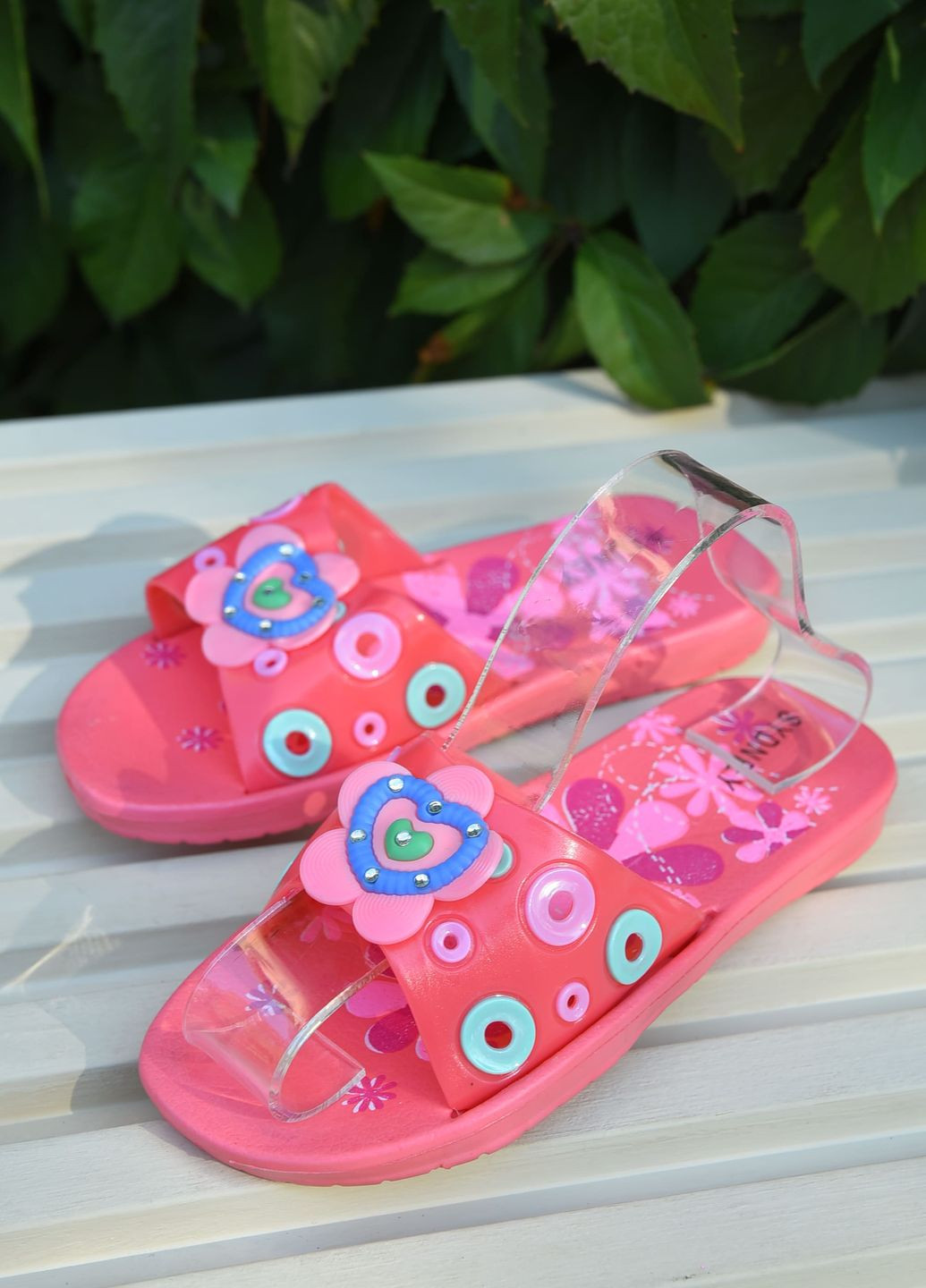 Шльопанці дитячі для дівчинки коралового кольору Let's Shop (263591222)