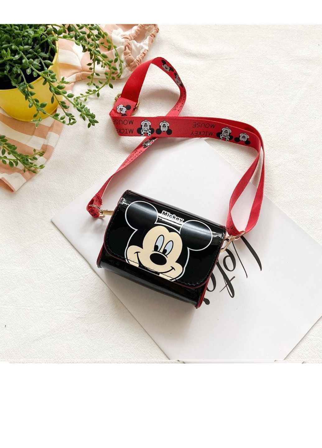 Дитяча маленька сумочка в стилі Дісней Міккі Маус чорна No Brand (259960421)