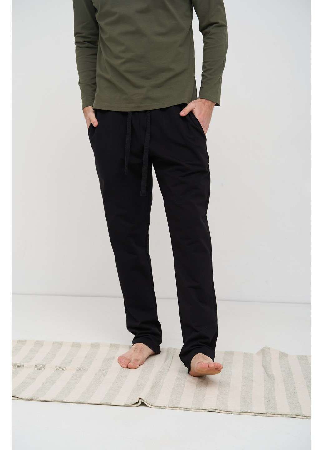 Пижама мужская COTTON BASIC лонгслив хаки + штаны прямые черные Handy Wear (275933818)