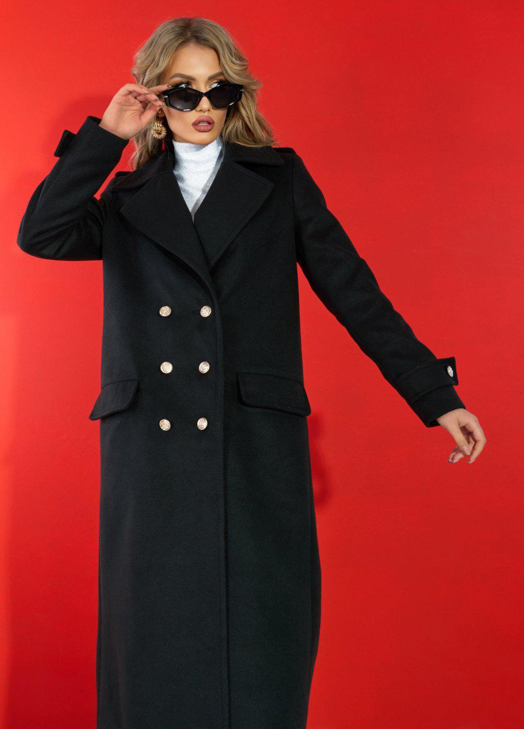 Чорне Жіночий верхній одяг Лаконічне пальто з гарною фурнітурою (5646) Lemanta
