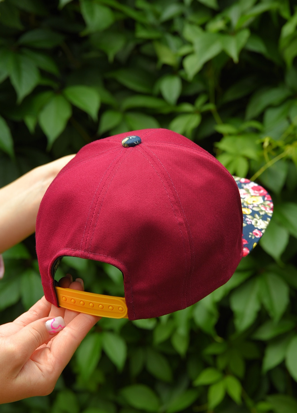 Кепка дитяча для дівчинки бордового кольору Let's Shop (259873779)