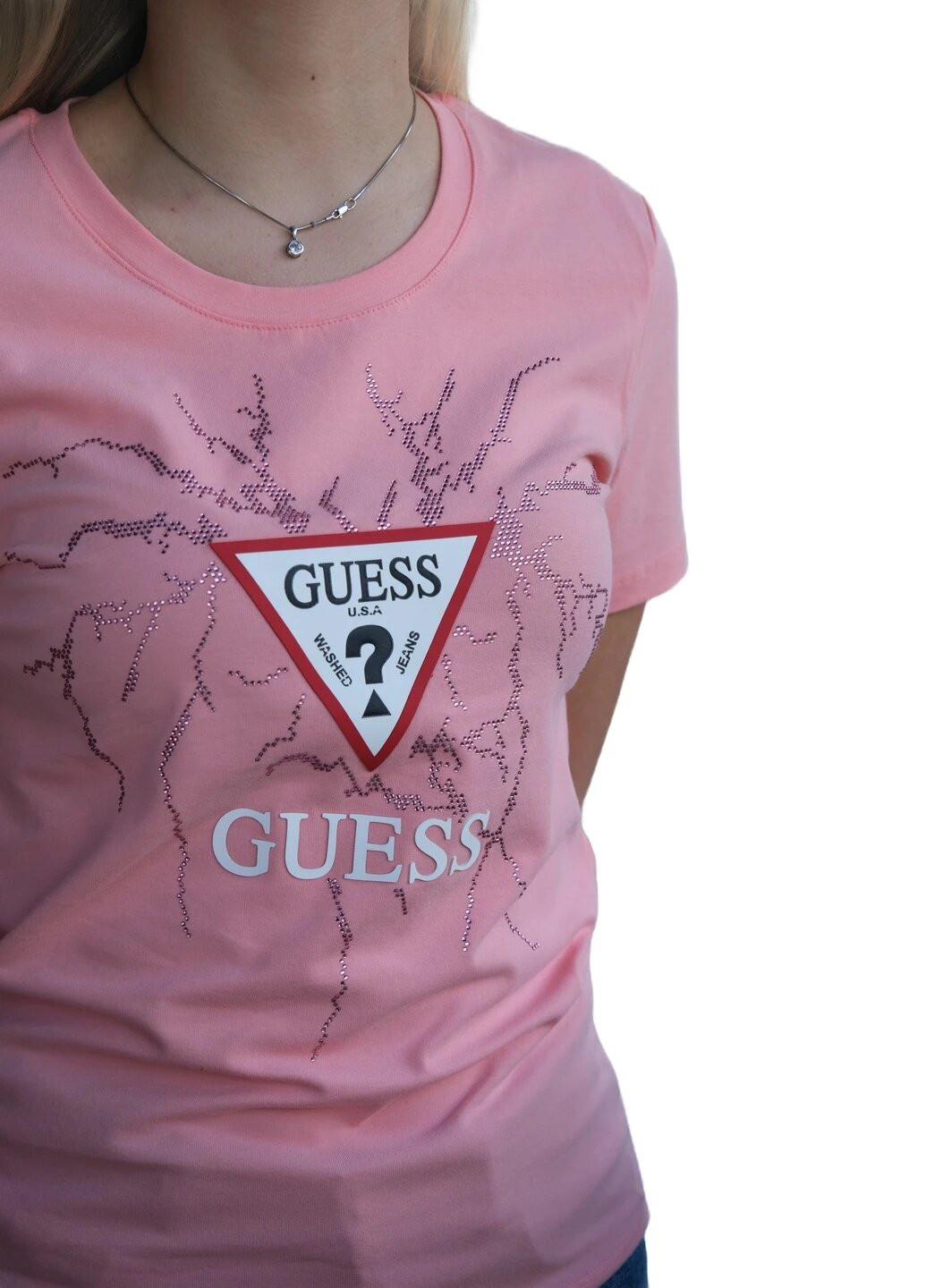 Персиковая летняя футболка женская с коротким рукавом Guess