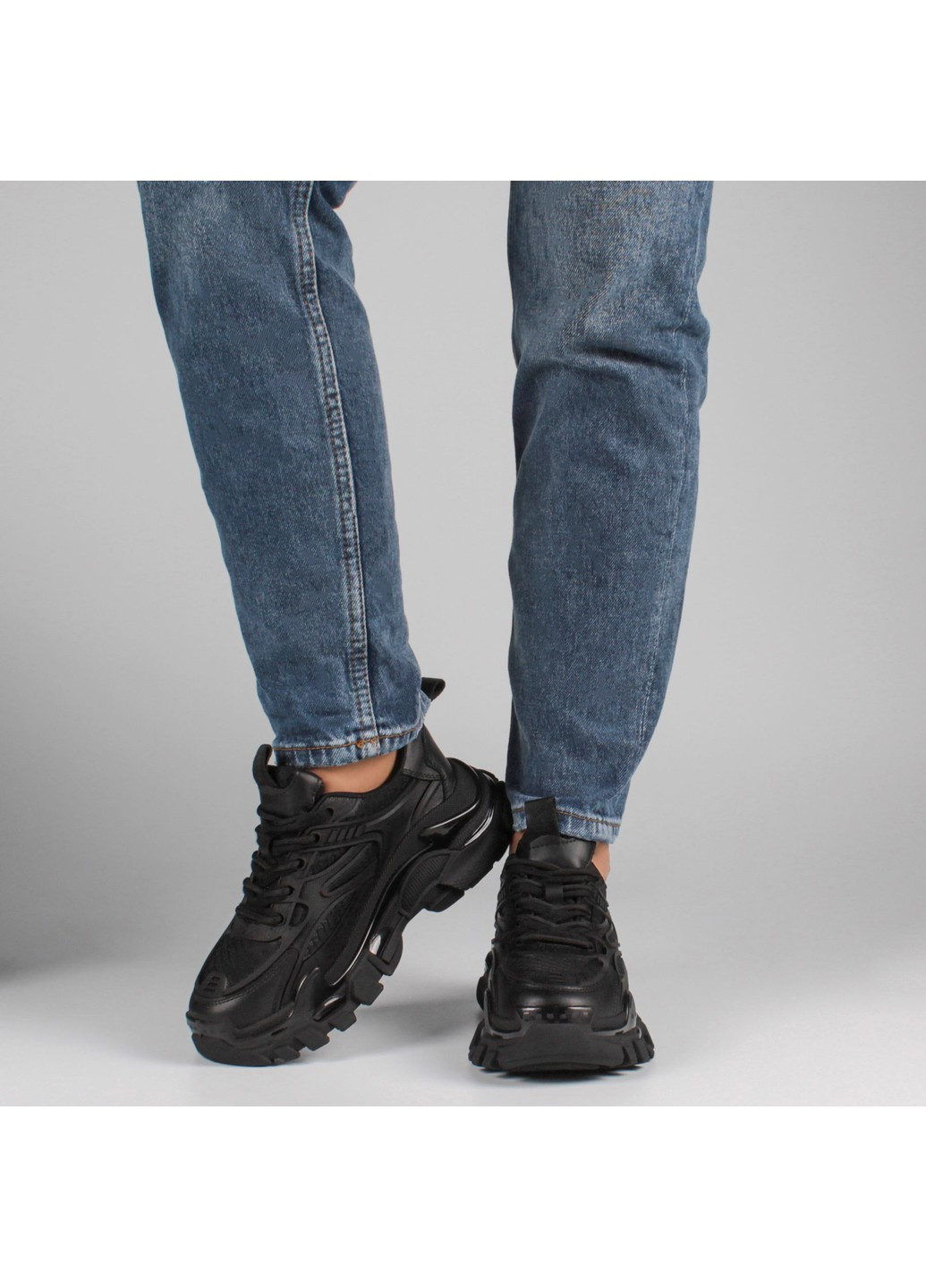 Черные демисезонные женские кроссовки 198908 Berisstini
