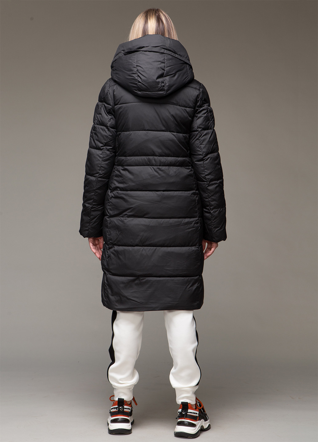 Чорний зимній Пуховик Towmy