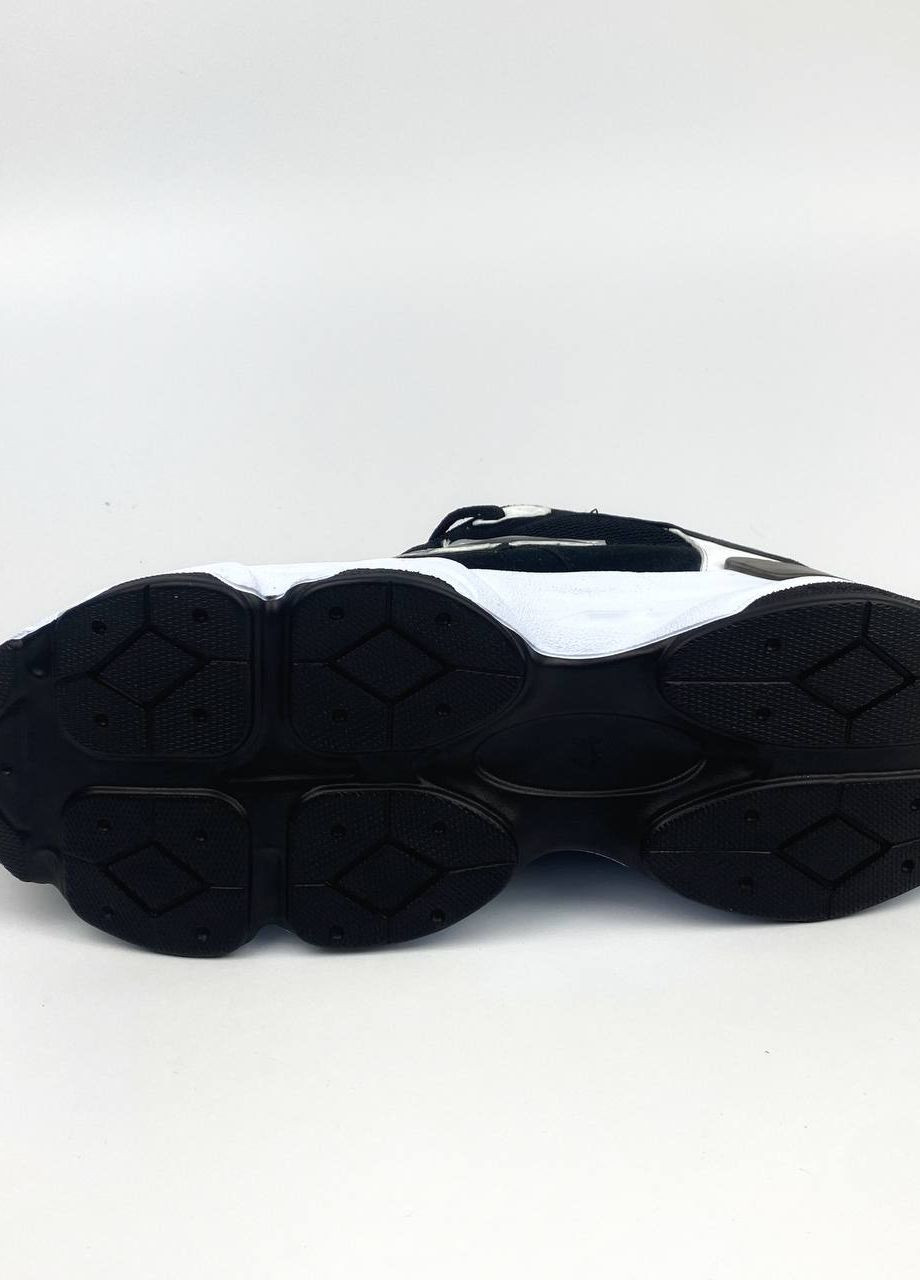 Черно-белые демисезонные кроссовки с лого 9060 black & white Vakko