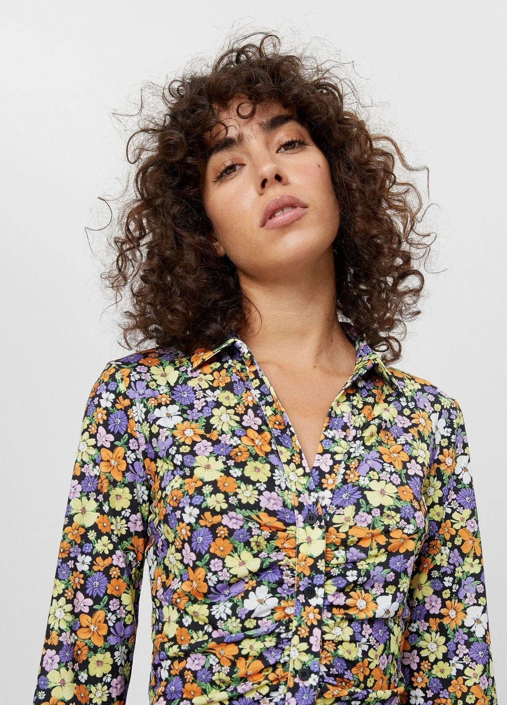 Черное платье демисезон,черний в цветние узори, Bershka