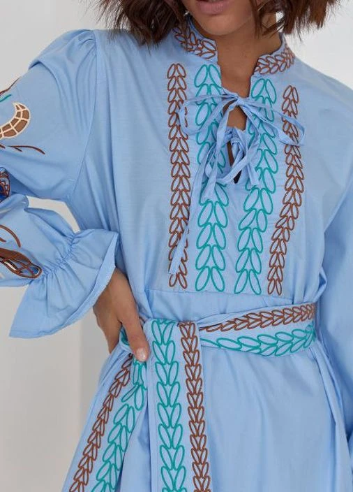 Блакитна сукня вишиванка з перфорацією та вишивкою блакитна (260377596)