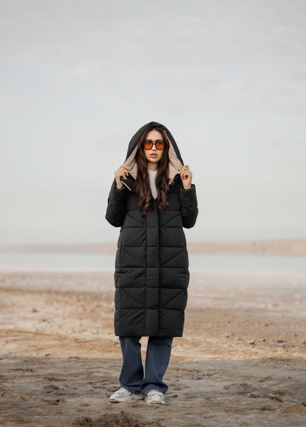 Чорне зимнє Довге жіноче зимове пальто 309372 Towmy