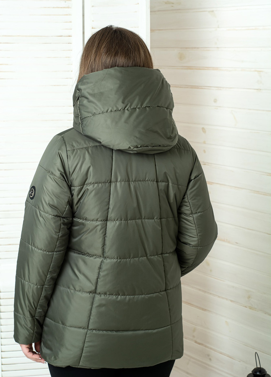 Оливковая (хаки) демисезонная женская куртка весенняя большого размера SK