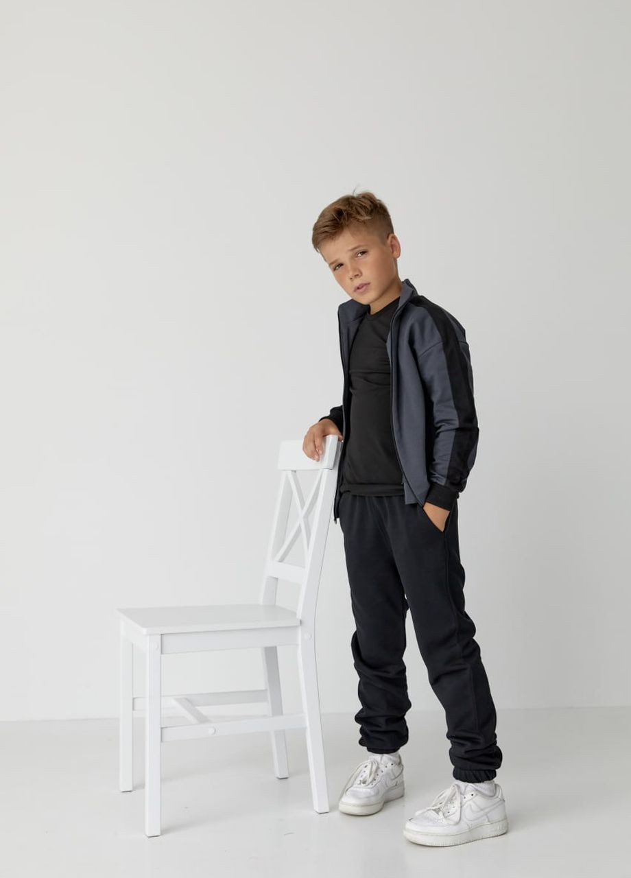 Дитячий спортивний костюм для хлопчика графіт р.110 439138 New Trend (260596186)