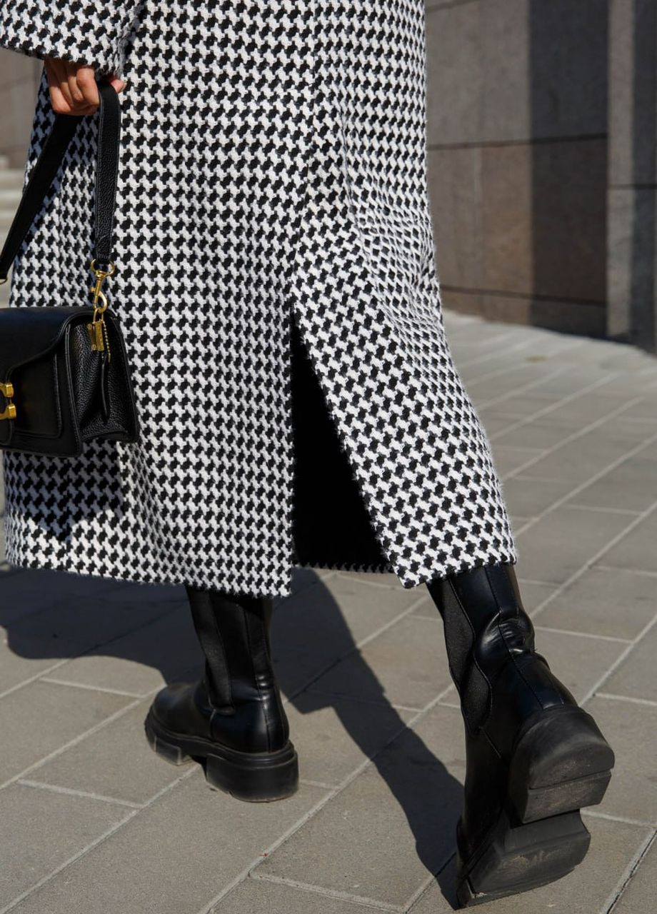 Черно-белое демисезонное Пальто двубортное Liton