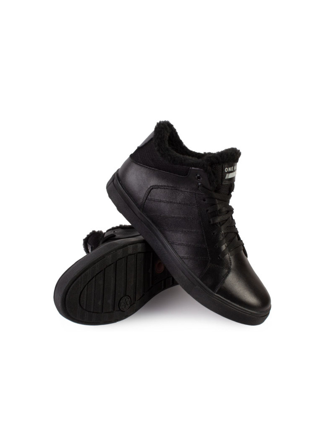 Черные зимние ботинки мужские бренда 9501060_(1) One Way