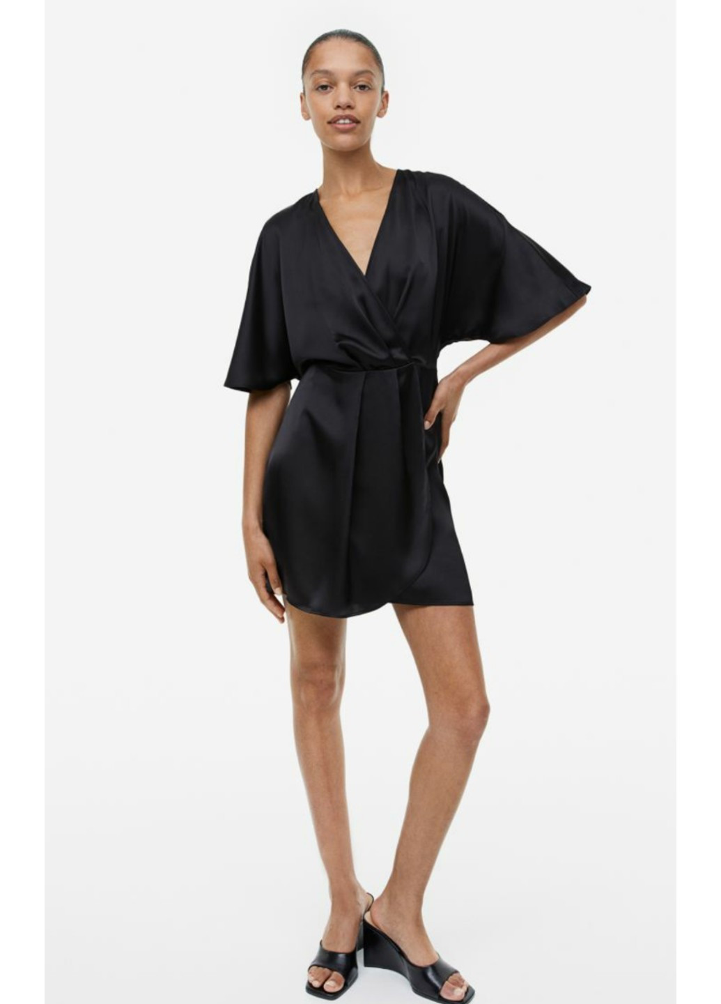Черное коктейльное женское атласное платье н&м (55859) xs черное H&M