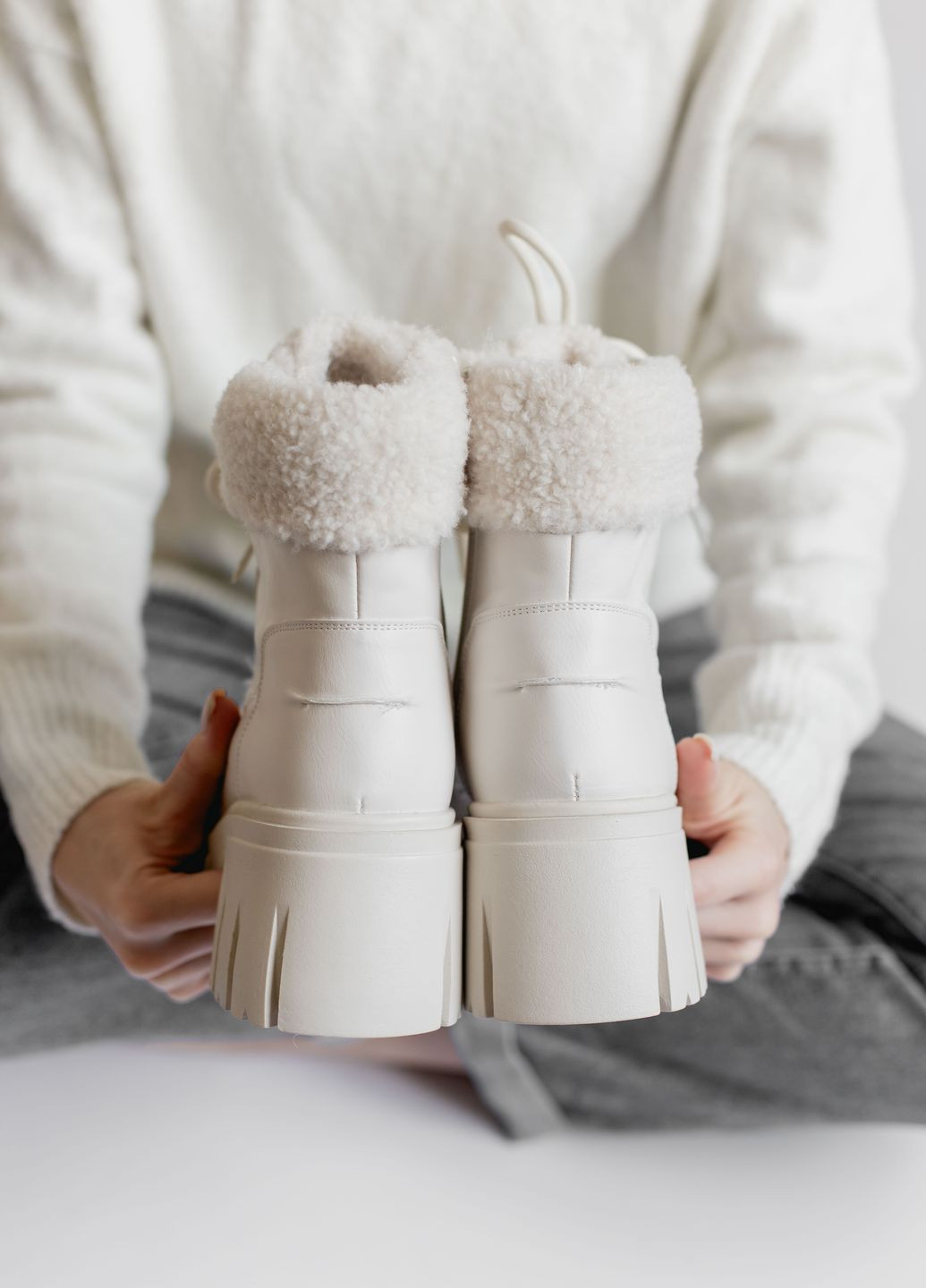 Зимние ботинки Vakko со шнуровкой
