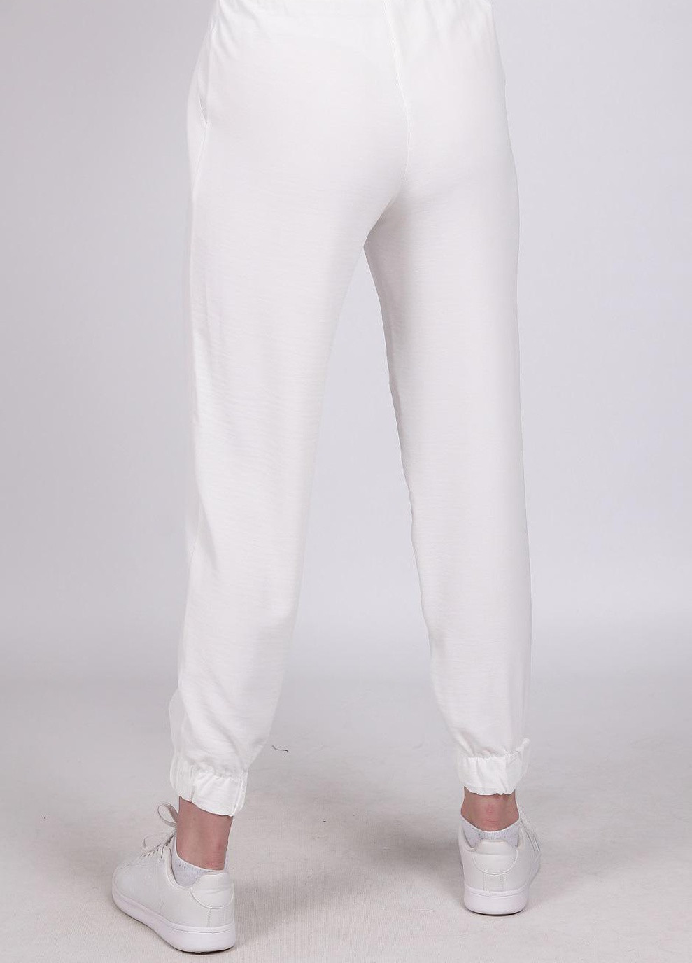 Штани джогери жіночі 008 однотонний костюмна тканина молочні Актуаль (259348966)