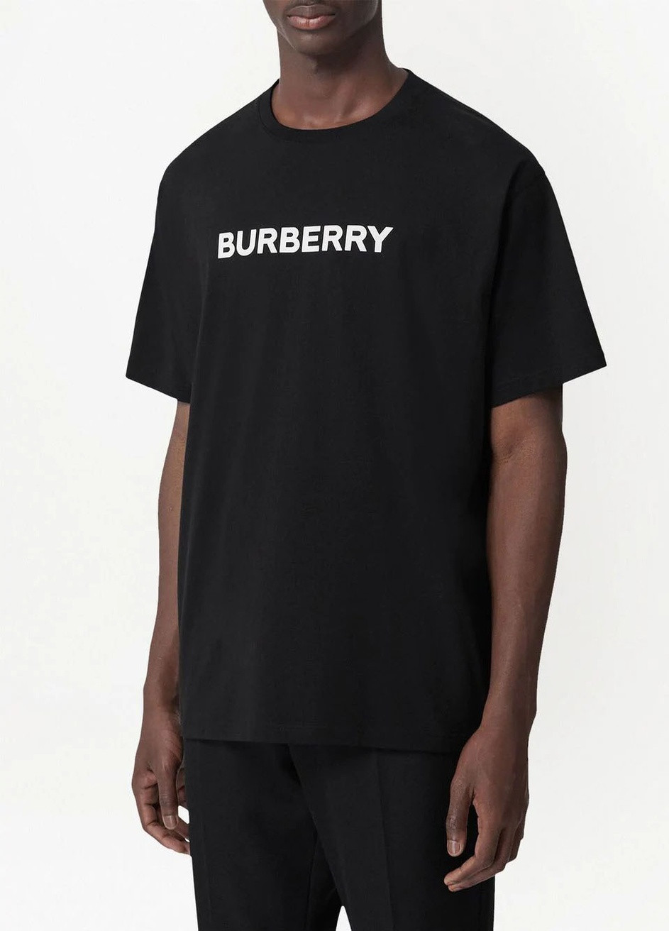 Черная футболка Burberry
