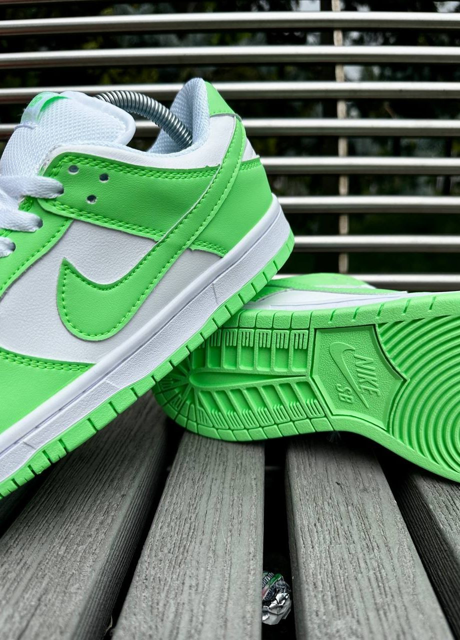 Зеленые демисезонные стильные женские кроссовки No Brand