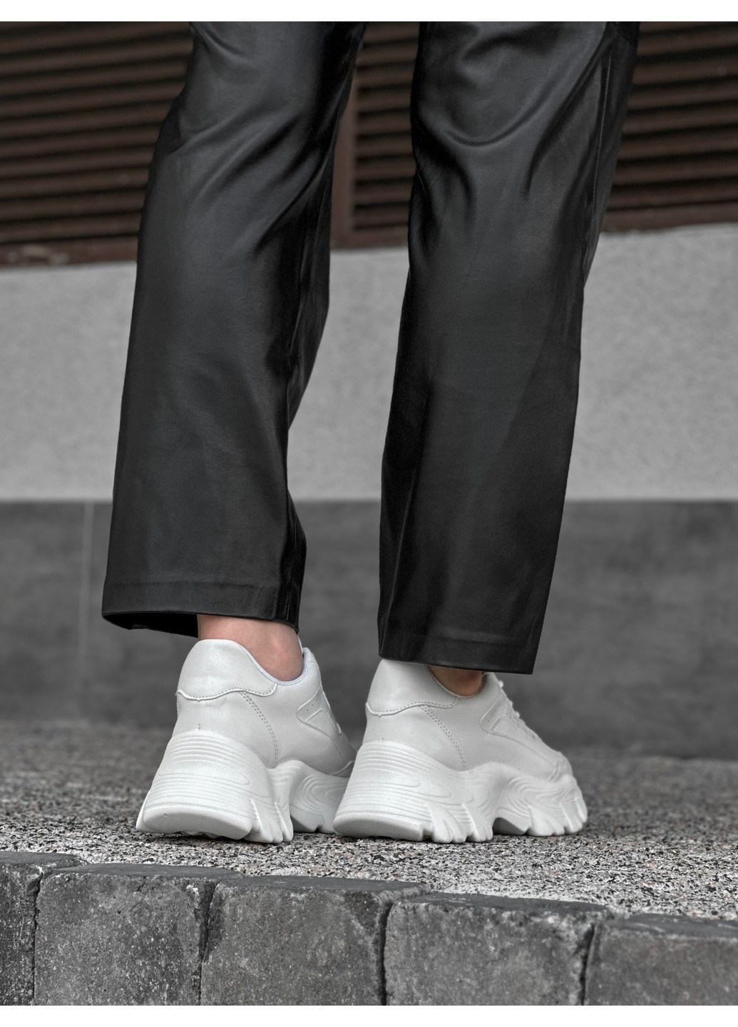 Белые демисезонные кроссовки twin белые Stilli