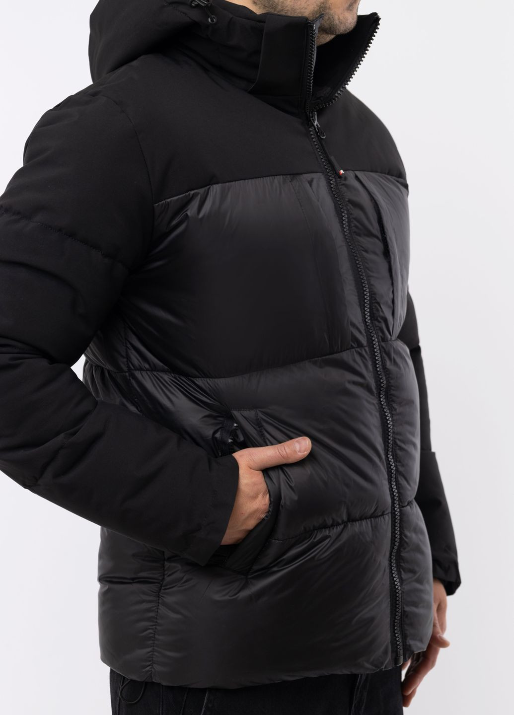 Чорна зимня чоловіча куртка колір чорний цб-00220282 Remain