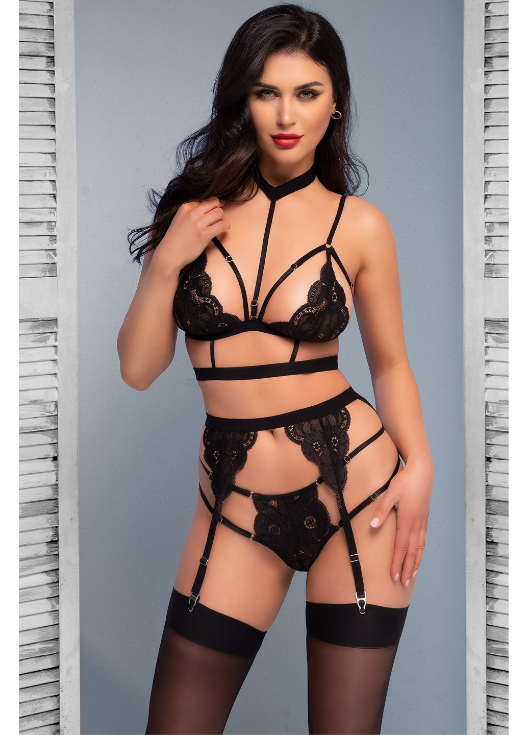 Чорний демісезонний комплект 4636 set garter belt & stockings чорний s Chilirose