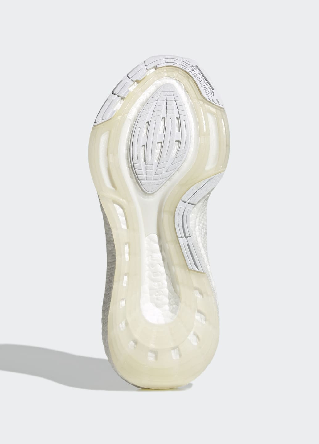 Білі всесезонні кросівки для бігу ultraboost 22 adidas