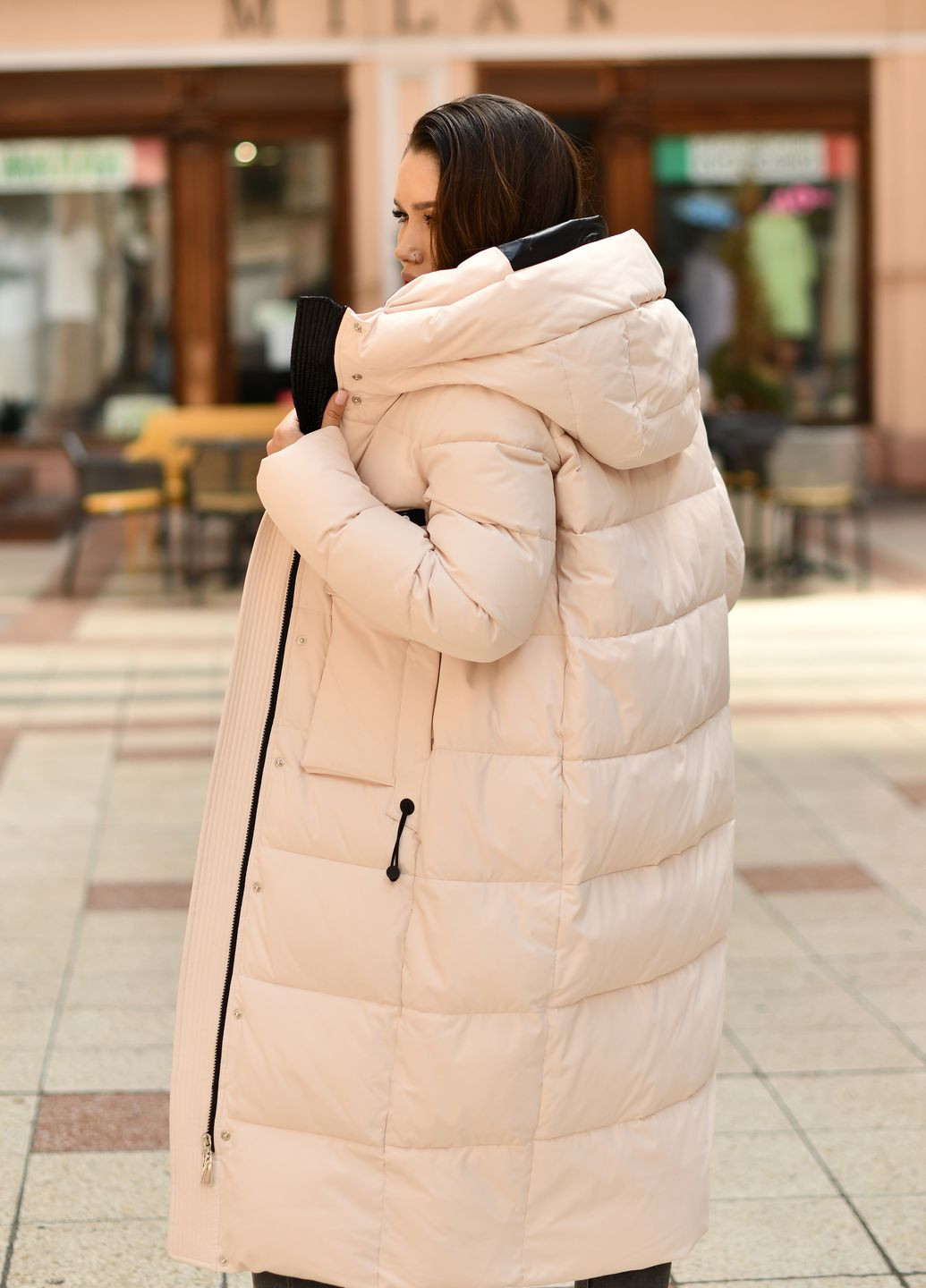 Молочна зимня жіноче довге пальто 77142 Hadavoee