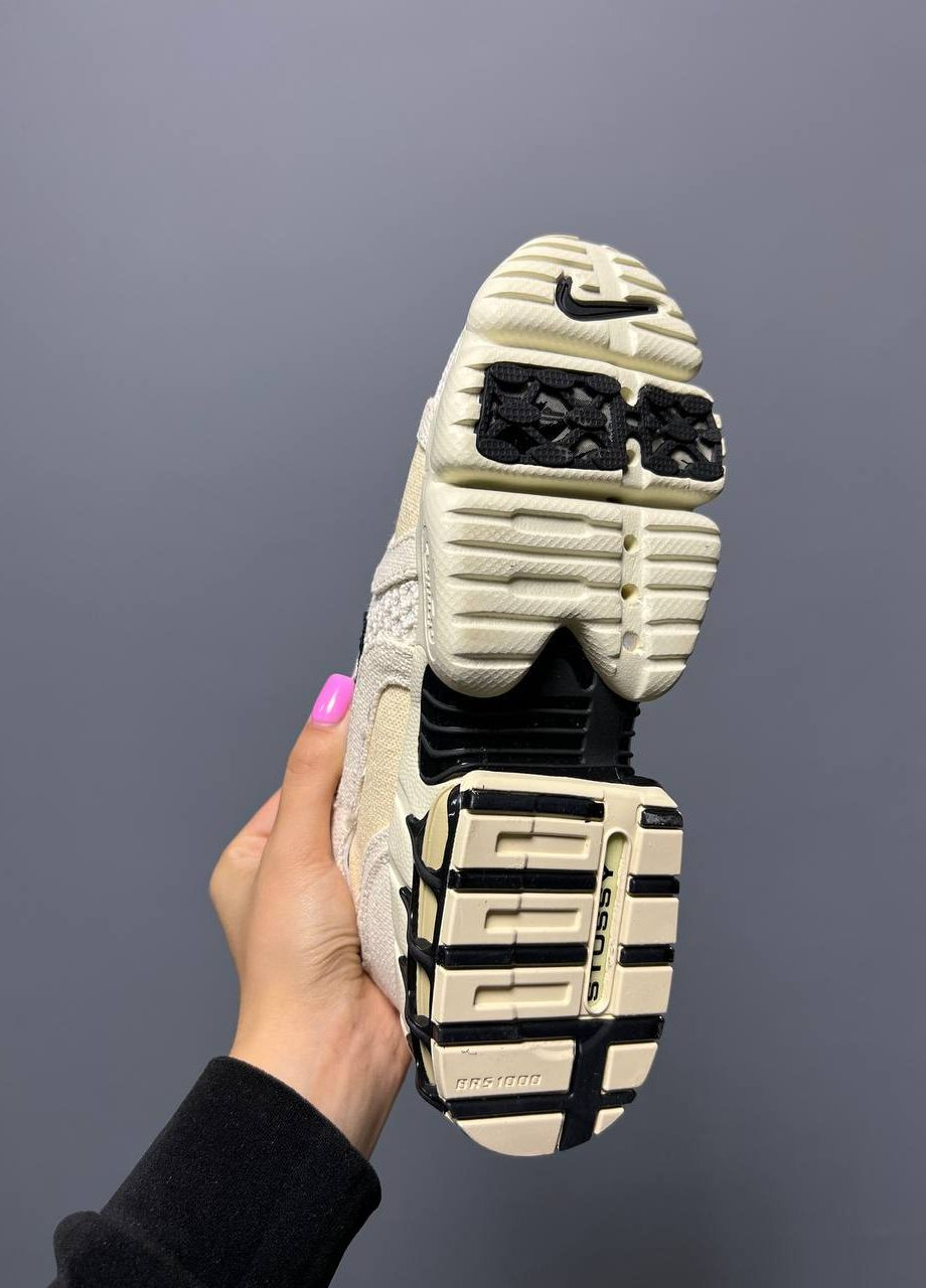 Бежеві осінні кросівки жіночі, вьетнам Nike Air Zoom Spiridon Caged “Fossil”