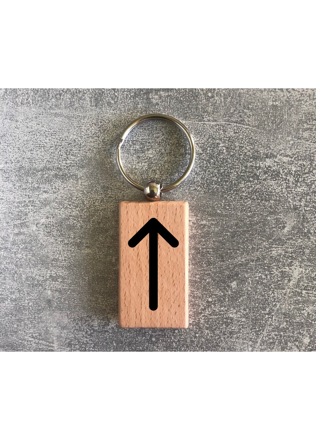 Деревянный брелок с руной Старшого футарк «Тейваз» ЗаСвіт (261255693)