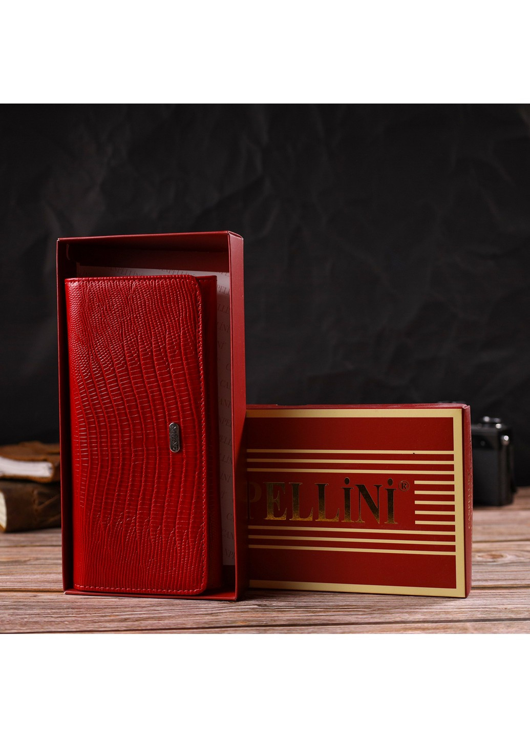 Вместительный женский кошелек из фактурной натуральной кожи с тиснением 21709 Красный Canpellini (259874165)