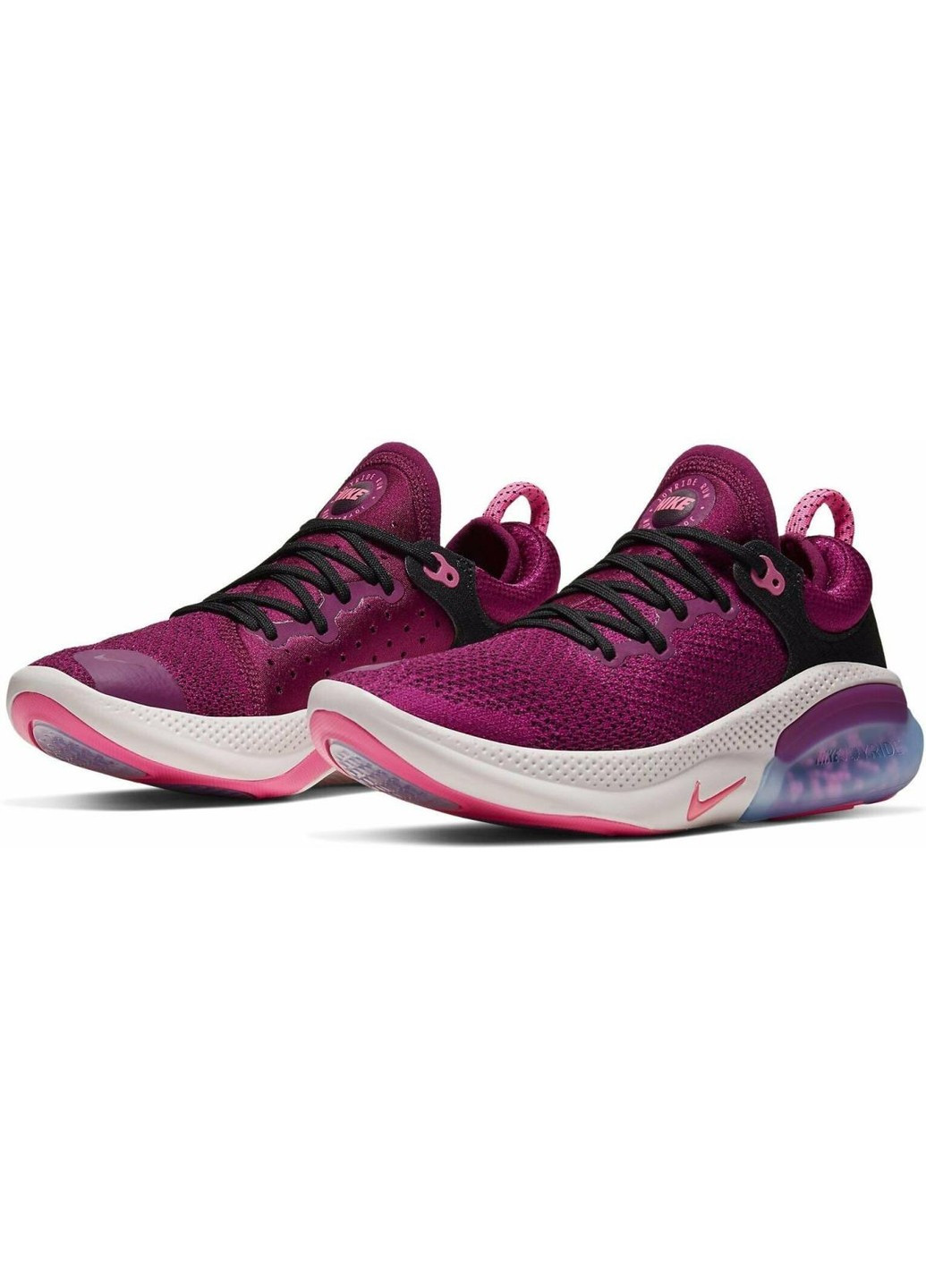 Розовые кроссовки женские Nike