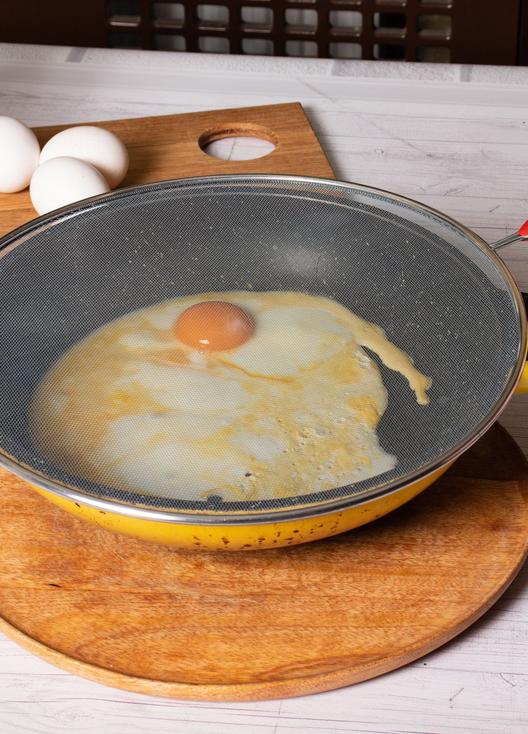 Екран кришка від бризок із ручкою на сковороду d-29 см A-Plus (274060171)