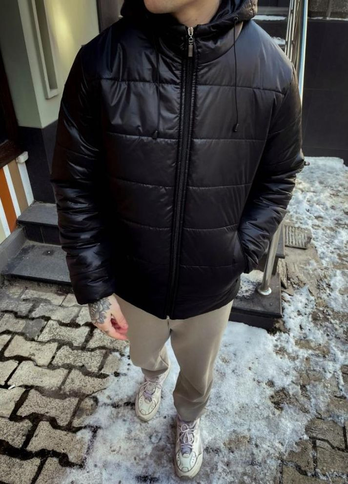 Чорна зимня однотонна чоловіча чорна куртка з капюшоном No Brand