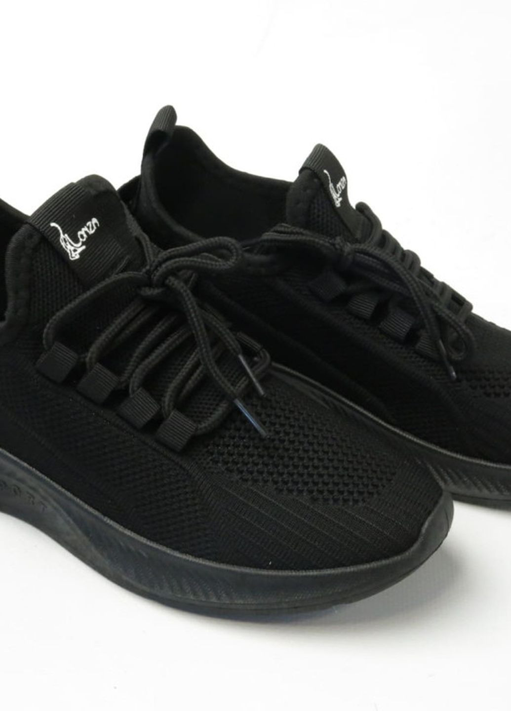 Черные демисезонные кроссовки 174608 Lonza