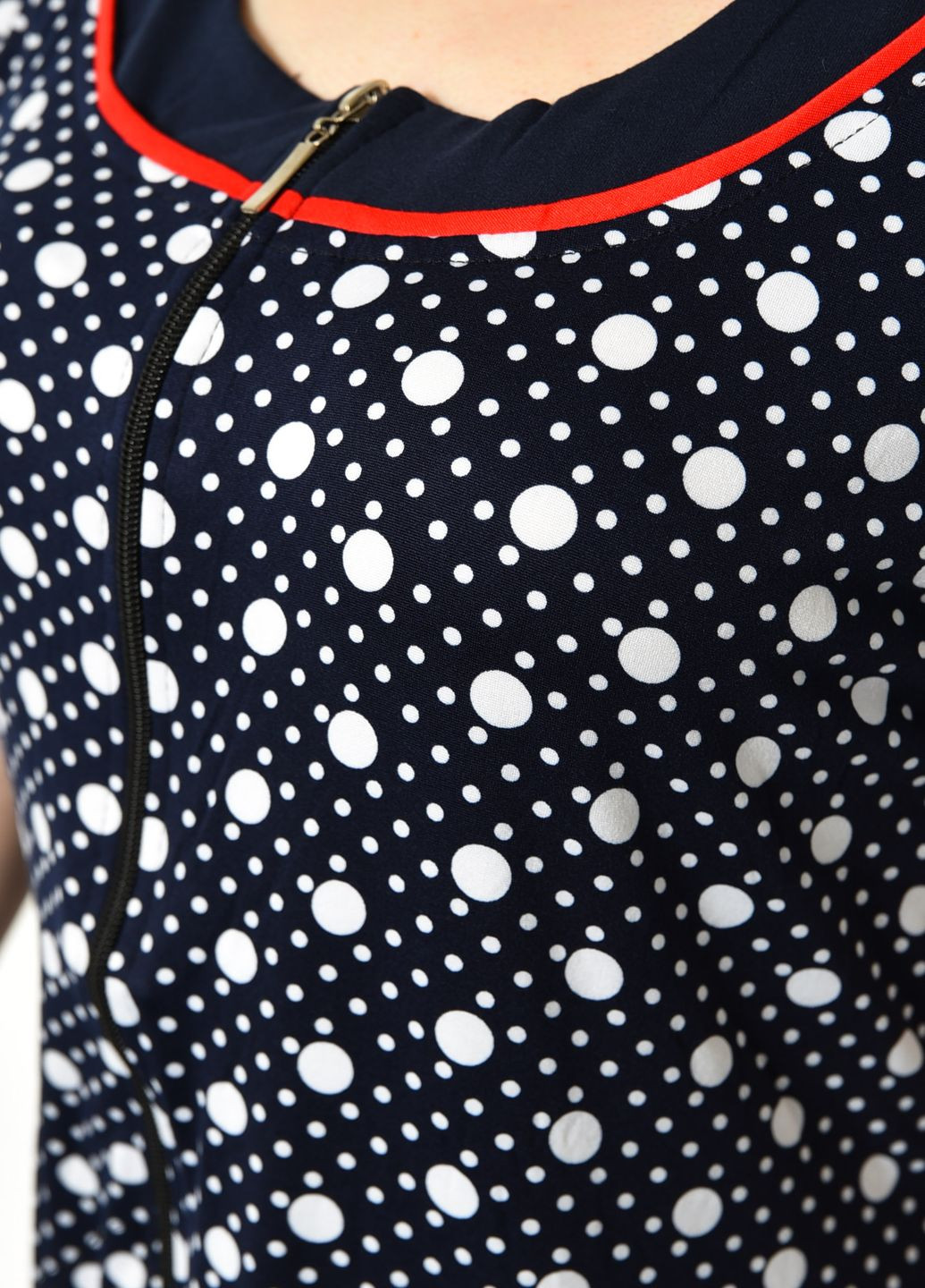 Халат жіночий напівбатальний темно-синього кольору з принтом Let's Shop (277925588)