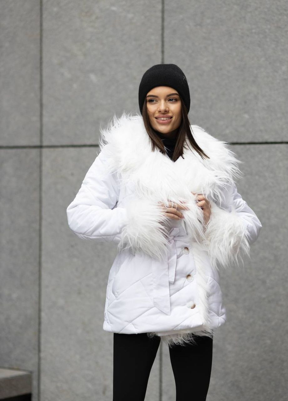 Белая зимняя сильная куртка з екомехом ламы Vakko