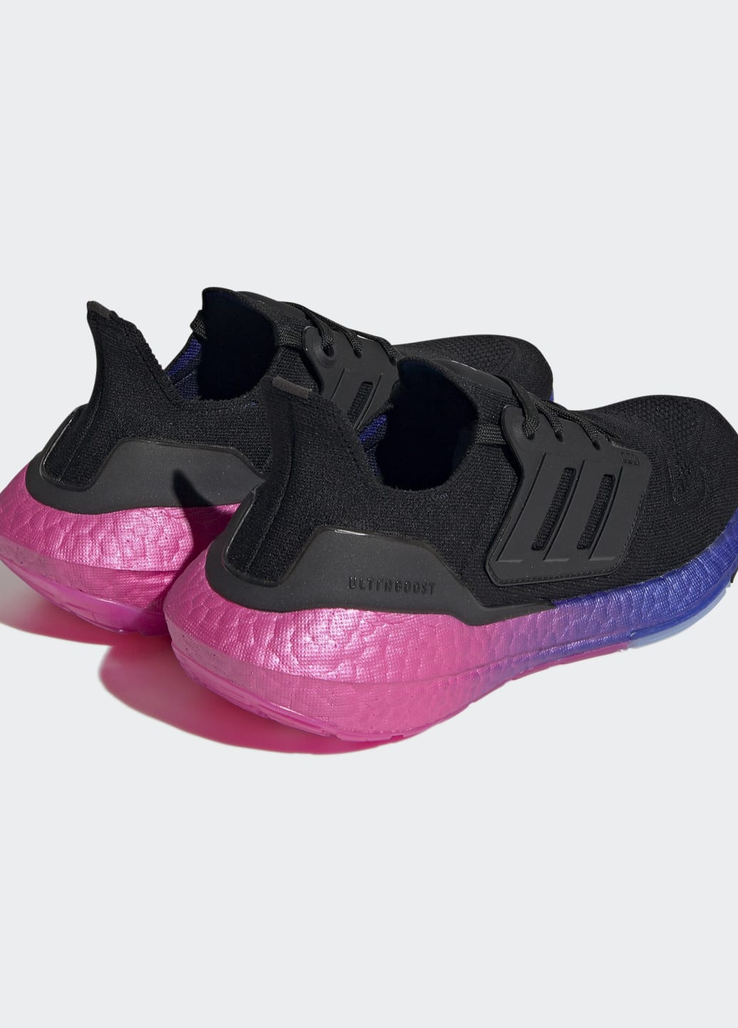 Чорні всесезонні бігові кросівки ultraboost 22 adidas
