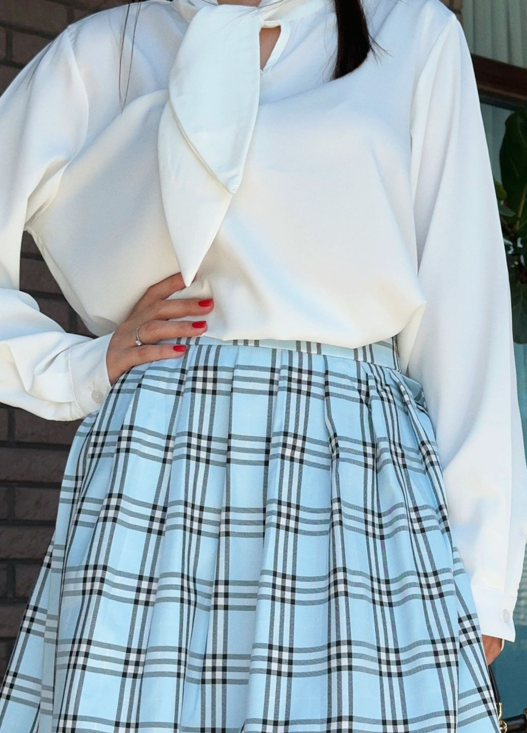 Белая летняя блузка женская белого цвета размер 42-48 с баской Let's Shop