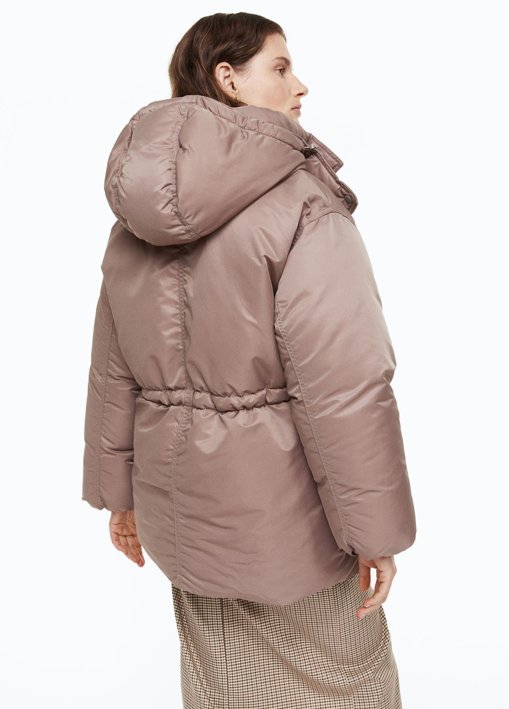Коричневая зимняя коричневая зимняя объемная полномерная куртка H&M