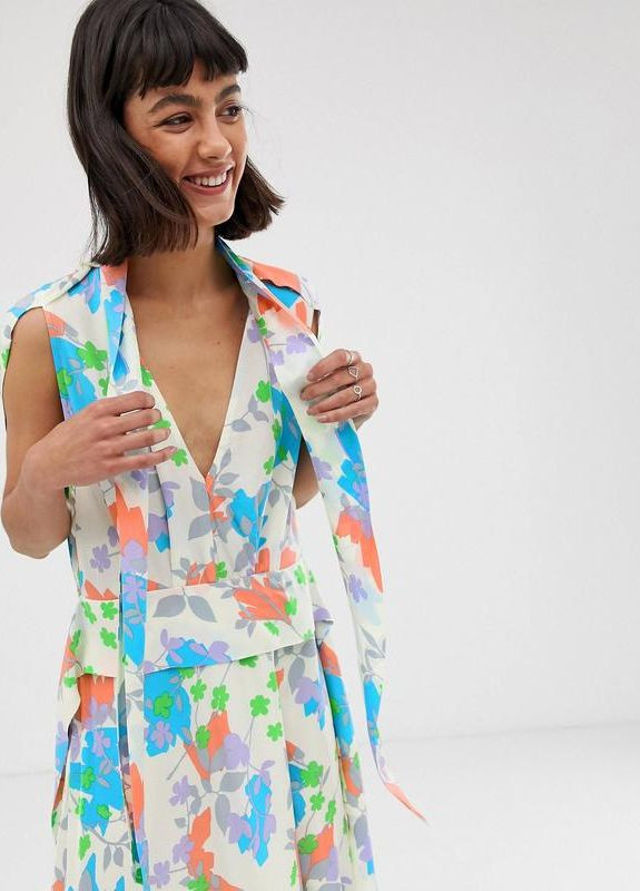 Комбинированное современное макси платье с глубоким вырезом и принтом design Asos с цветочным принтом