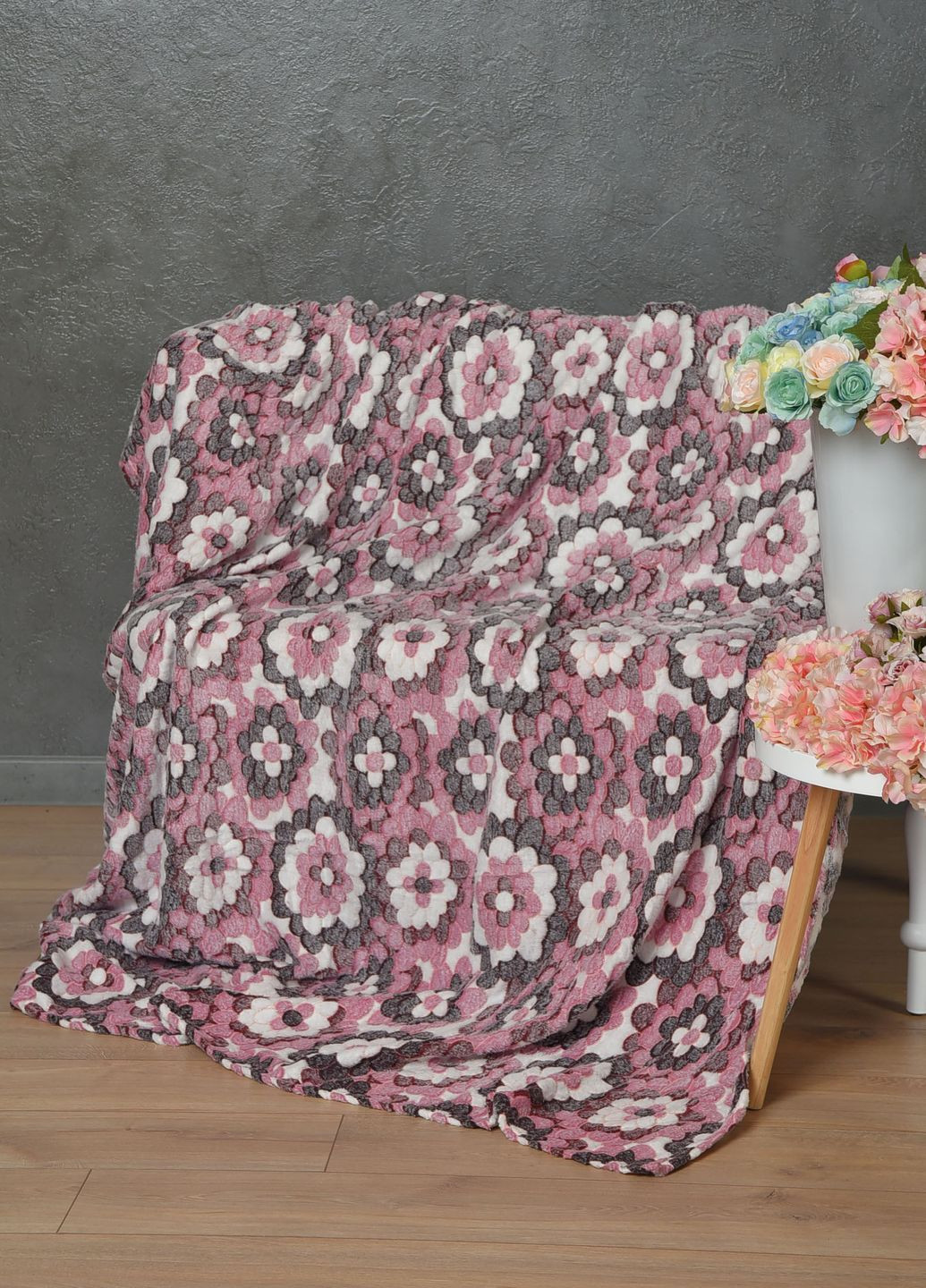 Плед рожевого кольору з квітковим принтом розмір 200*220 Let's Shop (262376800)