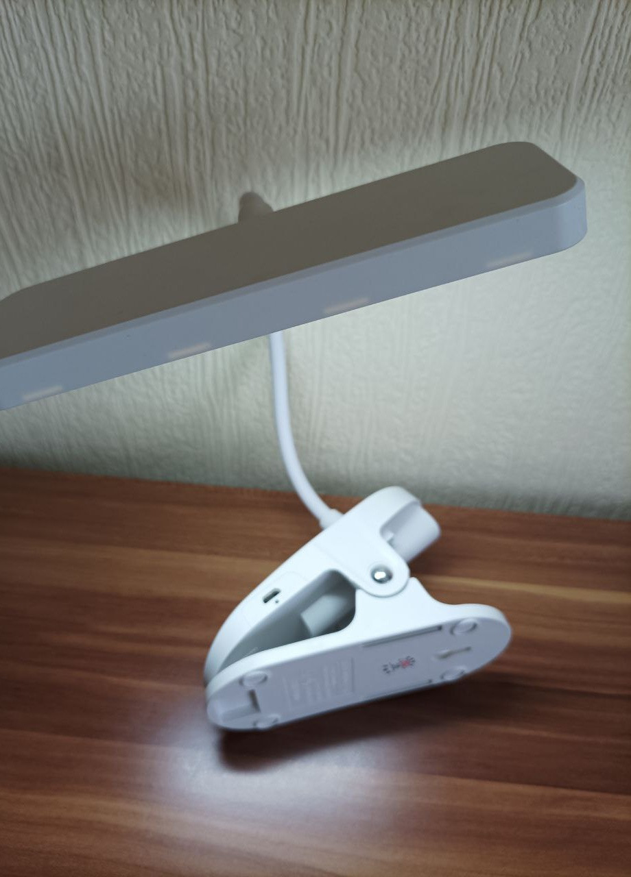 Акумуляторна LED лампа на прищіпці з підставкою під смартфон з USB зарядкою (Li-ion 4000 mAh, 16 LED ламп, 5W, DC5V) No Brand (258218655)