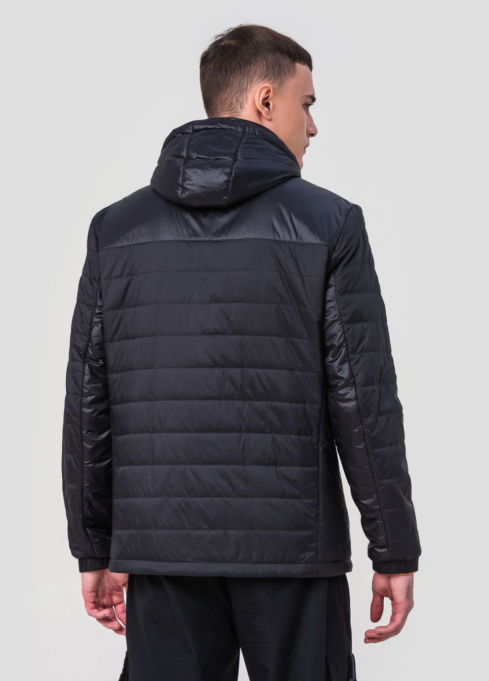 Черная демисезонная куртка мужская с капюшоном модель 098 ZPJV